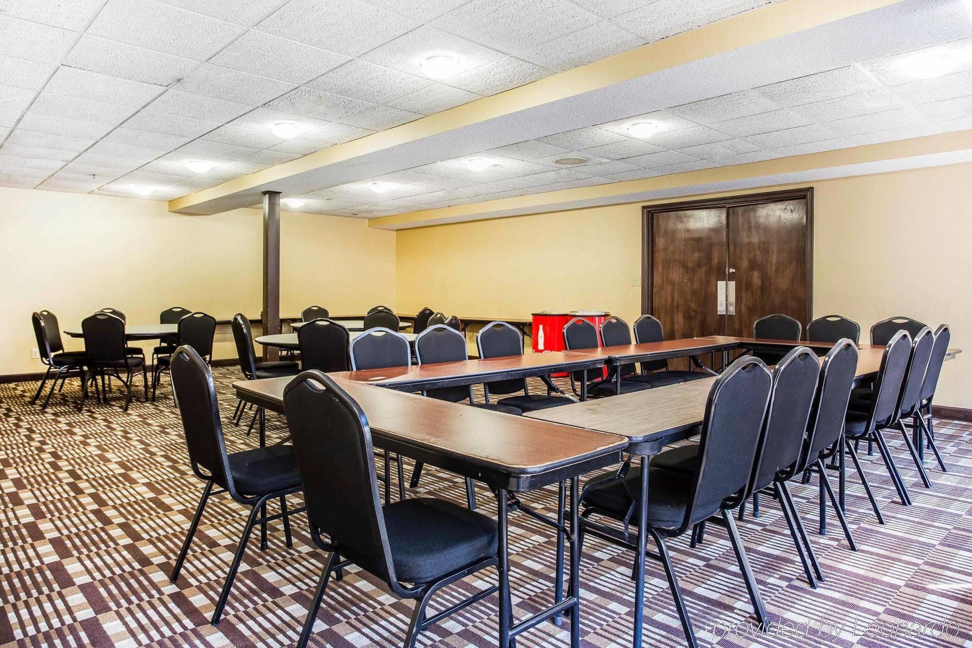 Comfort Inn & Suites Ballpark Area Smyrna Ngoại thất bức ảnh