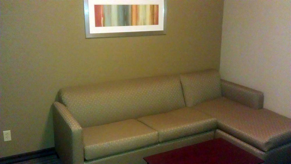 Comfort Inn & Suites Ballpark Area Smyrna Ngoại thất bức ảnh